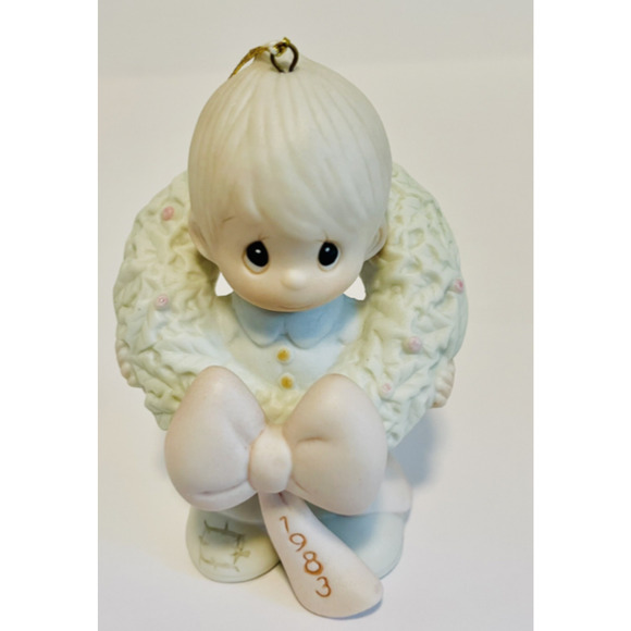Precious Moments Vintage Ornament Surround Us With Joy 1983 Ornament collector - Picture 1 of 2